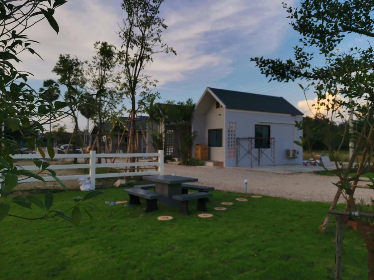 Numhom Resort Ban Nong Chum Saeng Екстер'єр фото