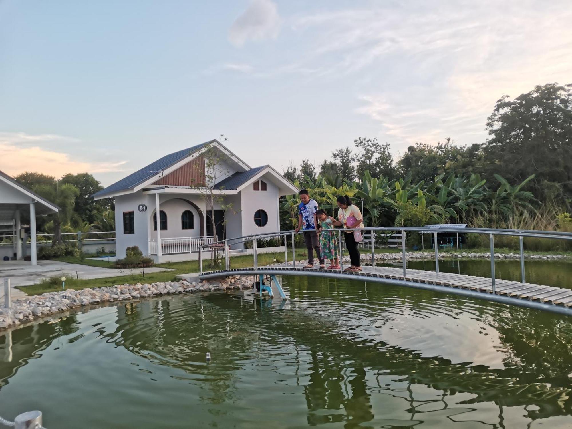 Numhom Resort Ban Nong Chum Saeng Екстер'єр фото