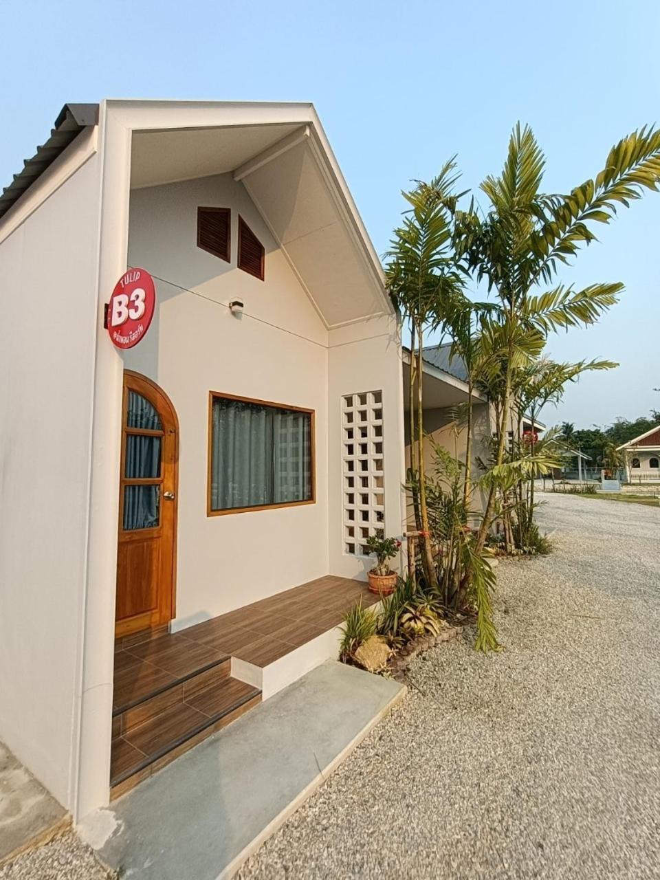 Numhom Resort Ban Nong Chum Saeng Екстер'єр фото