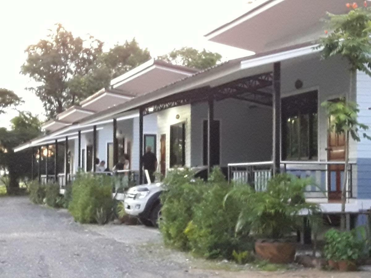 Numhom Resort Ban Nong Chum Saeng Екстер'єр фото