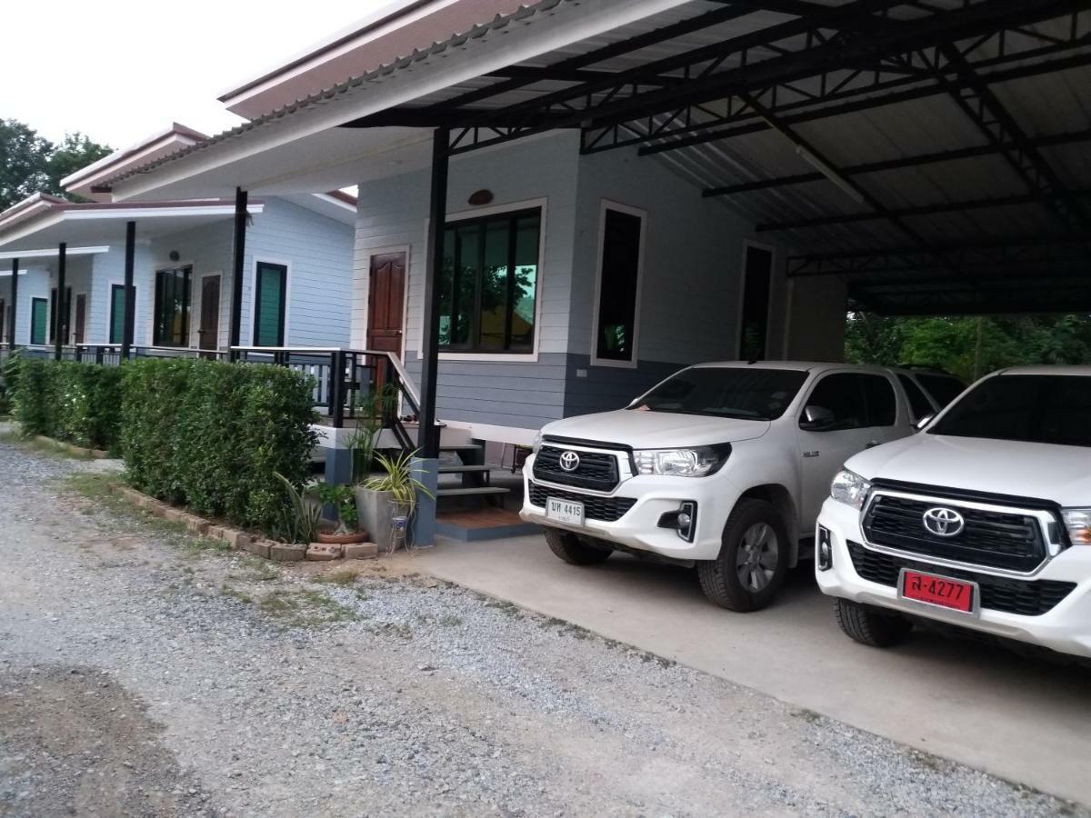 Numhom Resort Ban Nong Chum Saeng Екстер'єр фото