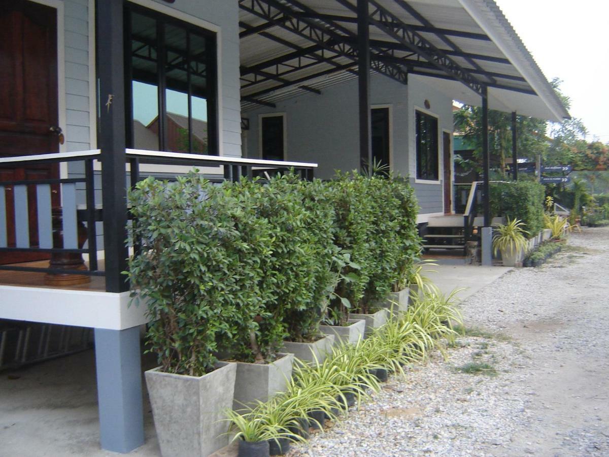 Numhom Resort Ban Nong Chum Saeng Екстер'єр фото